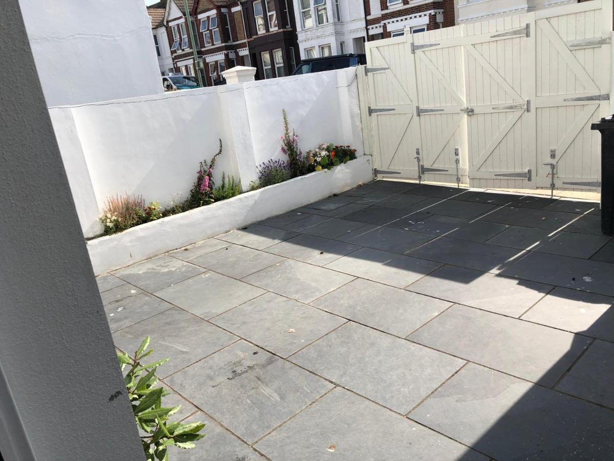 Poets Rest, Free Parking, Ev Socket Fees Apply Walk To Beach Hove Exterior foto